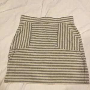 Dakini Gray/ Cream Striped Skirt Size M